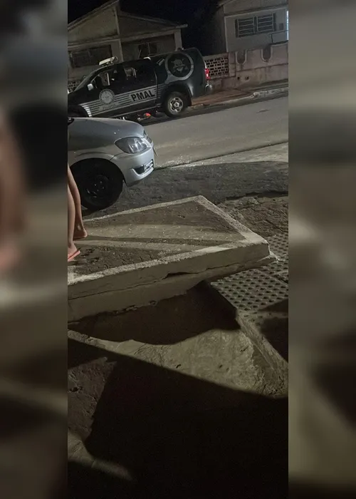 
			
				Adolescente morre em perseguição policial em Palmeira dos Índios
			
			