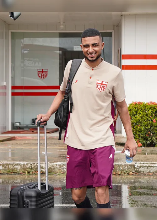 
			
				Após eliminar o Santos e frustrar retorno de Neymar, CRB embarca para enfrentar o Botafogo-SP
			
			