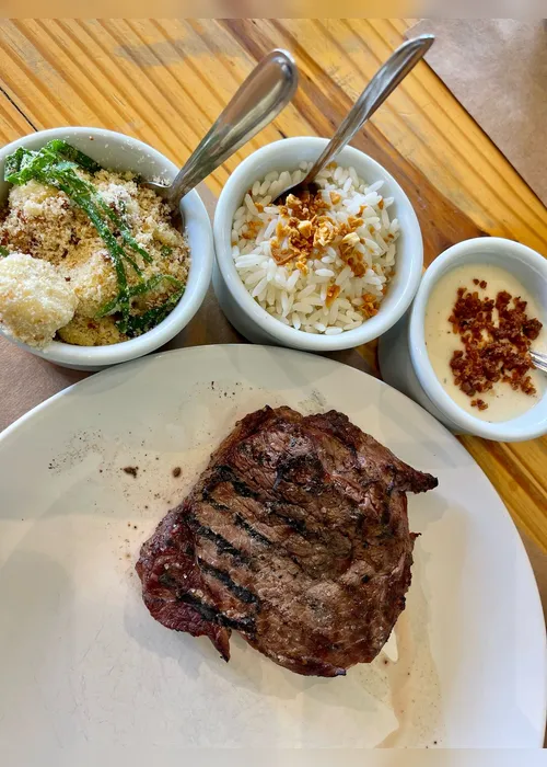 
			
				Beef House, a casa do churrasco - no ponto certo (da carne)!
			
			