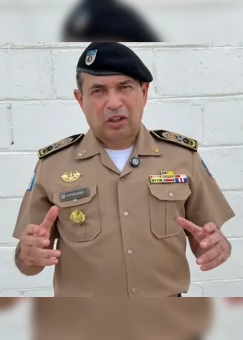 
			
				Comandante geral determina 'quarentena' para prender 2º envolvido na morte de PM: 'não venha para o confronto'
			
			