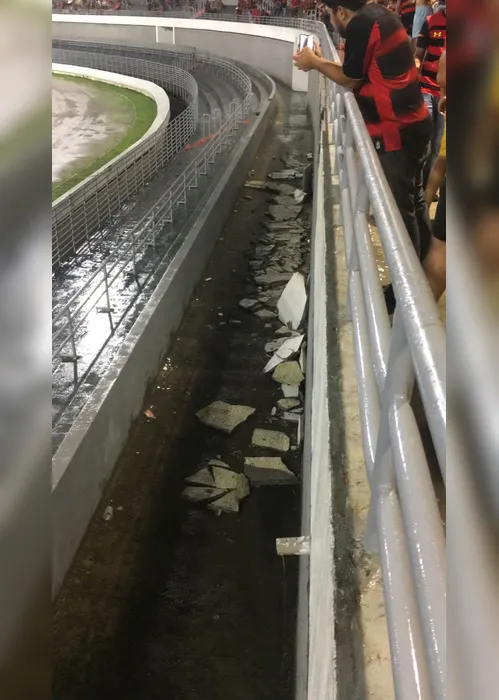 
			
				Rei Pelé encolheu. E o torcedor também.
			
			
