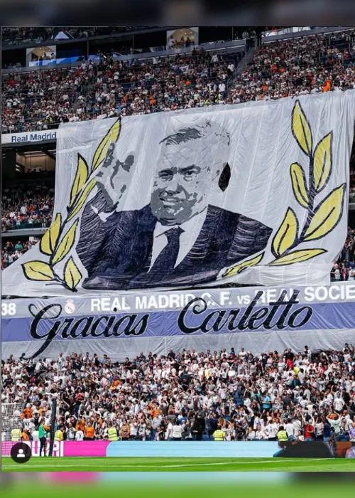
			
				Torcedores e jogadores do Real Madrid homenageiam Ancelotti e Modrić em despedida do Bernabéu
			
			
