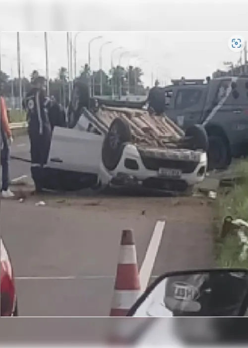 
			
				Vídeo: Capotamento no Trevo do Polo deixa dois mortos e dois feridos
			
			