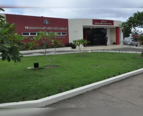 Casal desiste de adoção e Justiça manda pagar indenização à criança