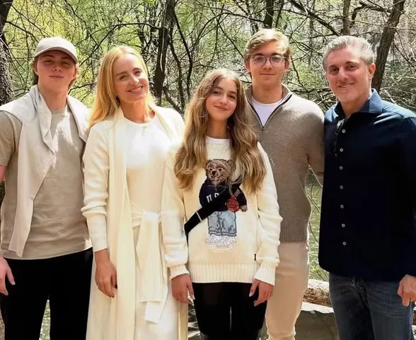 Em meio à polêmica, Luciano Huck homenageia Angélica
