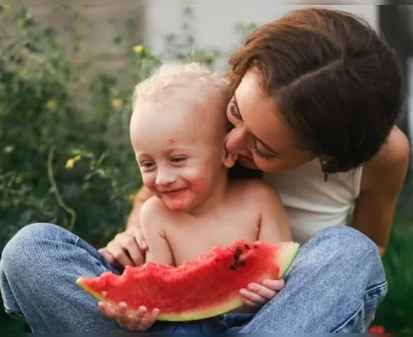 Mães da Geração Z repensam a criação dos filhos com foco no respeito