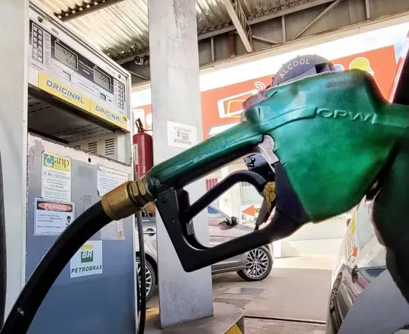 Petrobras anuncia redução do preço do diesel em R$ 0,12 por litro