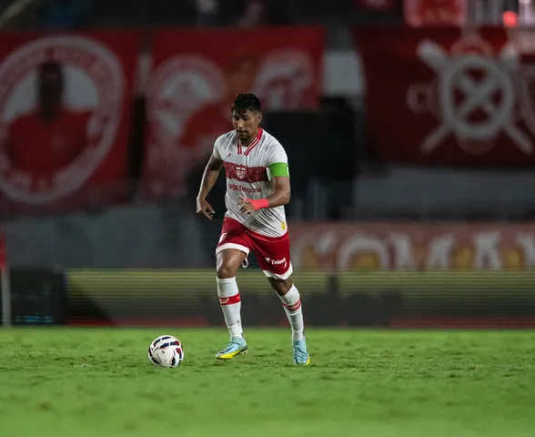 Segovia, capitão do CRB, comenta sobre desempenho do time: "Estamos nos encaixando"
