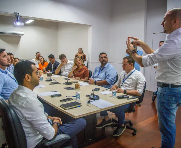 Vereadores cobram da BRK Ambiental mais diálogo com consumidores e melhorias nos serviços em Maceió