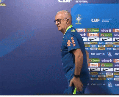 Dorival Júnior é demitido do comando da seleção brasileira