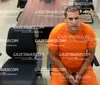 Homicídio e estelionato: homem baleado em atentado na Ponta Verde tem extensa ficha criminal imagem