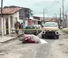Jovem é morto a tiros após sair do trabalho para almoçar em casa imagem