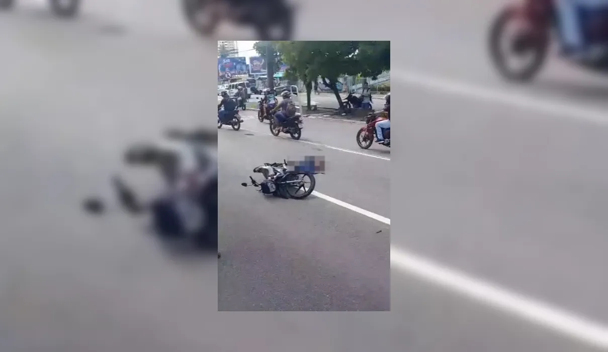 Vídeo: motociclista morre após ser atropelada por caminhão na Av. Fernandes Lima