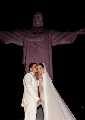 Giovanna Lancellotti e Gabriel David se casaram no Cristo Redentor, no Rio de Janeiro