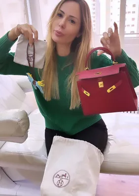 Influencer revela que ganhou bolsa Hermès falsa e dispara: “Não é sobre valor, é sobre verdade”