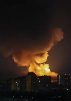 Rússia faz maior bombardeio da guerra na Ucrânia após ligação Putin-Trump