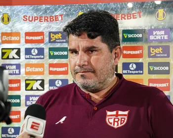 "A responsabilidade é toda minha", diz Barroca após nova derrota do CRB na Série B