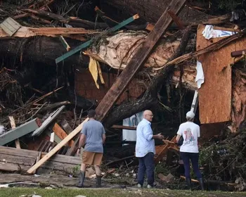 Acampamento anuncia 27 mortes de meninas e monitoras no Texas
