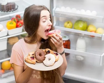 Açúcar ou álcool? Descubra qual deles faz mais “estrago” na dieta