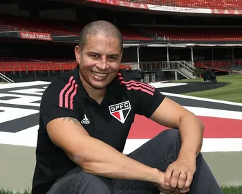 Alex é o novo técnico de clube da Série B do Brasileirão