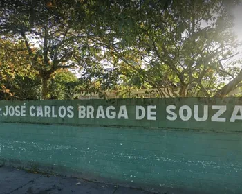 Aluno é esfaqueado por colega em escola ao brigar por lugar na sala