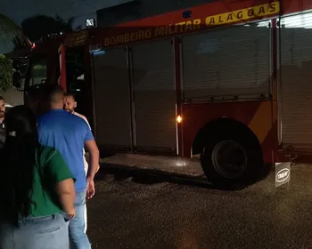 Após ser retirada do fogo, mulher retorna para casa e morre asfixiada