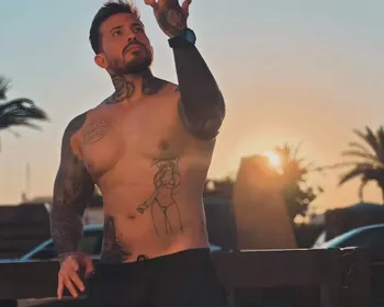 Arthur O Urso conta que transou com homem e dispara: “100% hétero”
