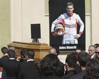 Batida fatal de Jules Bianchi, há 10 anos, deixou F1 mais segura