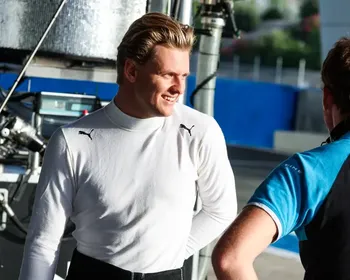 Cadillac confirma teste com Mick Schumacher para F1 2026: ‘Gostamos muito dele’