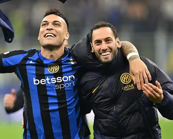 Çalhanoglu responde a Lautaro após polêmica em queda da Inter