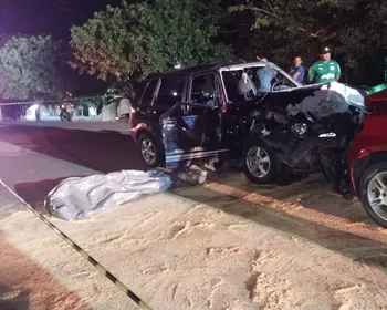 Colisão frontal entre dois veículos deixa um morto e nove feridos em Arapiraca