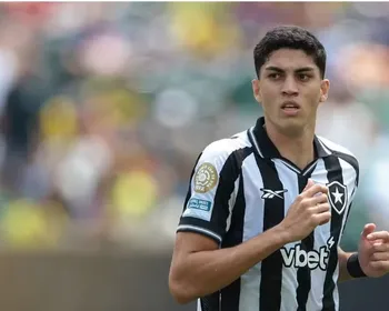 Com Jair e Igor Jesus, Botafogo ultrapassa meio bilhão de reais em vendas
