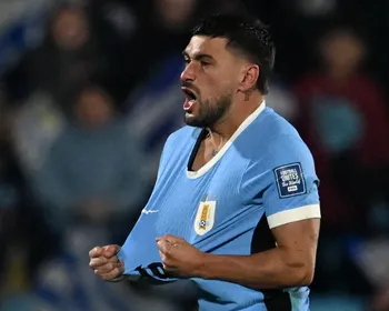 Com gol de Arrascaeta, Uruguai bate Venezuela e encaminha classificação à Copa do Mundo