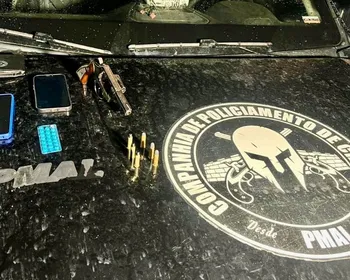 Companhia de Choque apreende munições, armas e drogas em Maceió
