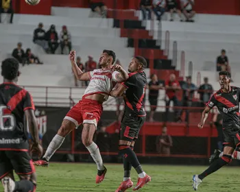 Em jogo fora de casa, CRB sofre a virada do Atlético-GO, em duelo pela Série B: 2x1