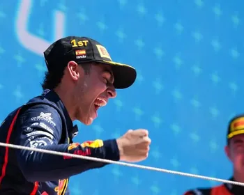 FIA aceita pedido da Red Bull para superlicença a piloto de 17 anos