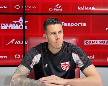 Goleiro Vitor Caetano fala sobre momento do CRB e garante: 'A gente segue convicto'