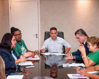 Governo de Alagoas anuncia reajustes, concurso público e medidas para servidores da Educação