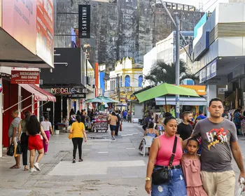 Feriado de São João: veja o que abre e fecha em Maceió nesta terça
