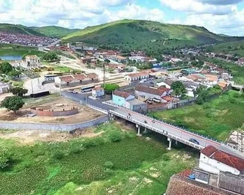 Homem é autuado por transportar bebê de 18 meses em moto em Quebrangulo