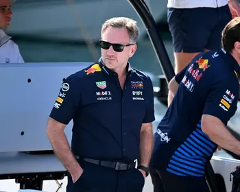 Horner revela ‘conversas com Ferrari’ em 2024 e recusa por ‘fidelidade’ à Red Bull