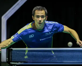 Hugo Calderano domina Yukiya Uda e avança no WTT Foz do Iguaçu