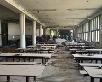 Índia: avião atingiu refeitório de alunos de medicina; 5 morreram