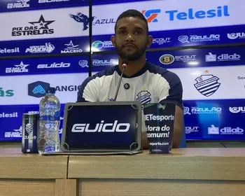 Islan, zagueiro do CSA, fala sobre sequência do time na Série C: 'Todo jogo é uma final'