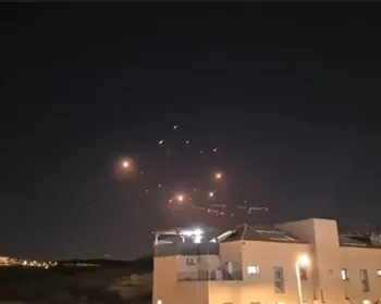 Israel ataca Iêmen em meio a bombardeio com o Irã