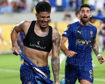 Jogadores do Al-Hilal fazem festa após anúncio de "bicho" no Mundial