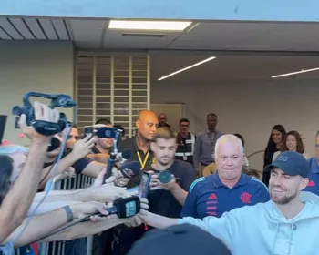 Jorginho desembarca no Rio para se apresentar ao Flamengo