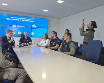 Líder do Comando Vermelho em Alagoas está foragido no Morro do Alemão, diz SSP