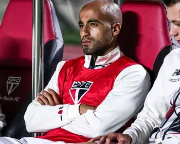 Lucas Moura desfalca o São Paulo mais uma vez e é dúvida para clássico contra Corinthians