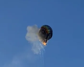 Vídeo: Maçarico em cesto iniciou fogo em balão que caiu em SC, disse piloto